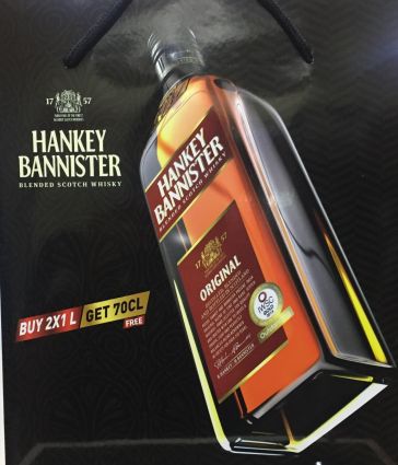 Hankey Bannister Whisky 100.00 Cl. x 2 + 70 Cl. Free (GIFT BOX )